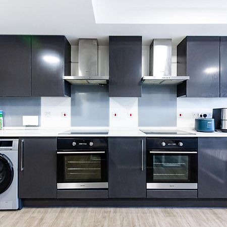 شيفيلد New Era Living - Ensuite Rooms Next To Bramall Lane المظهر الخارجي الصورة